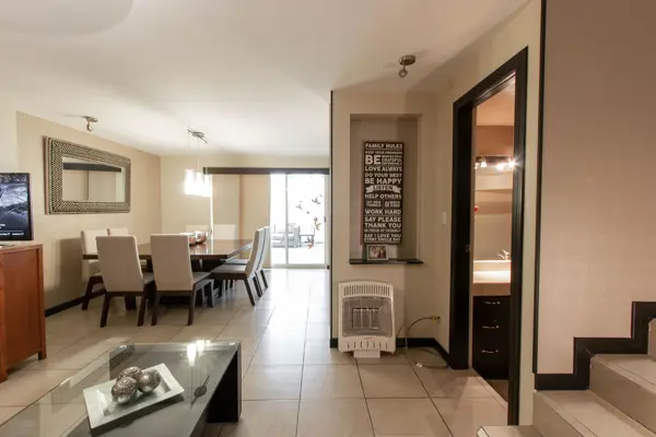 Casa en venta en calzadas anahuac en Escobedo Nuevo Leon — foto 1 de 28