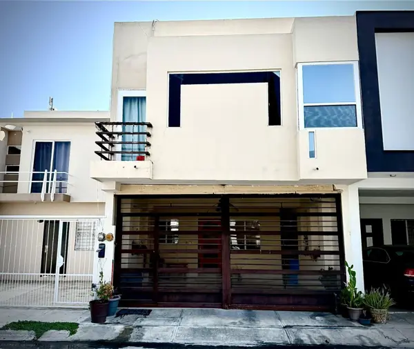 Casa en Venta Nexxus Platino 1 Sector General Escobedo — foto 1 de 9