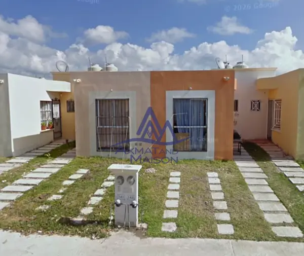 Casa en venta en privada, Playa del Carmen con excelente ubicación — foto 1 de 4