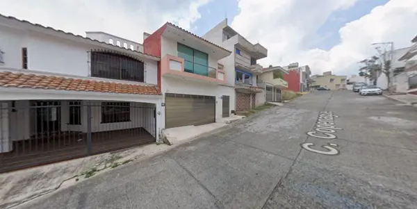 Casa en venta en Real del Bosque, Xalapa — foto 3 de 12