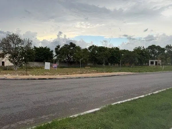 Terreno en venta en Paseos de Opichen, Mérida — foto 2 de 5