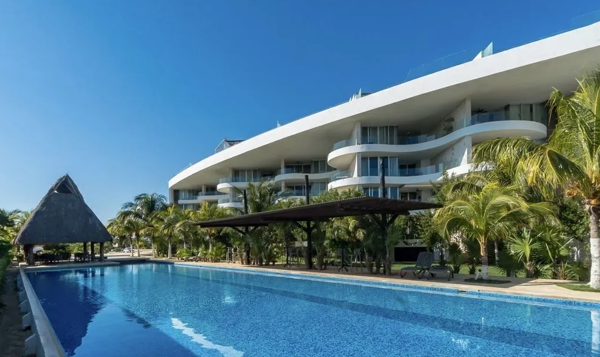 Departamento en venta frente al mar en Coral blu — foto 1 de 24