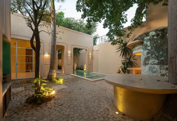 Casa remodelada en el centro — foto 1 de 15