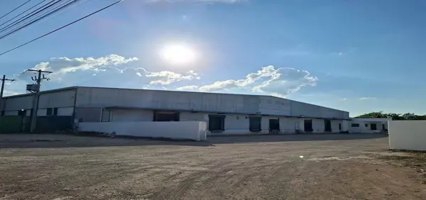 Bodega en renta ubicada en la zona industrial de Umán — foto 1 de 10