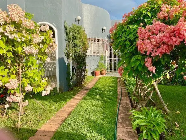 Casa colonial en la tradicional colonia García Ginerés — foto 1 de 36