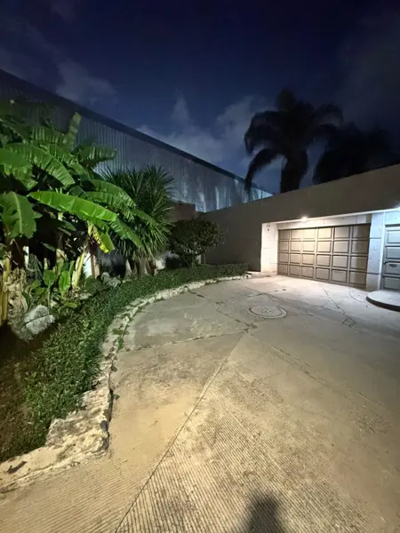 Casa en Brisas del Campo — foto 1 de 18