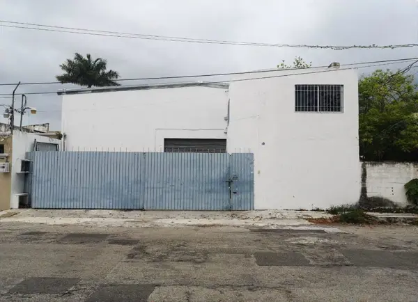 Bodega en Garcia Gineres — foto 1 de 9