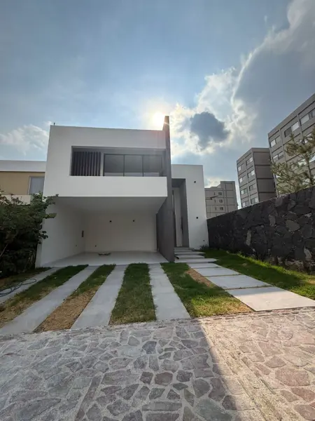 Casa en La Campiña del Bosque — foto 1 de 27