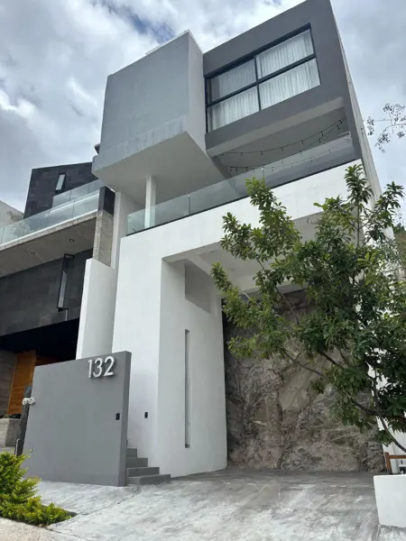 Casa en Residencial Punta del Este — foto 1 de 10