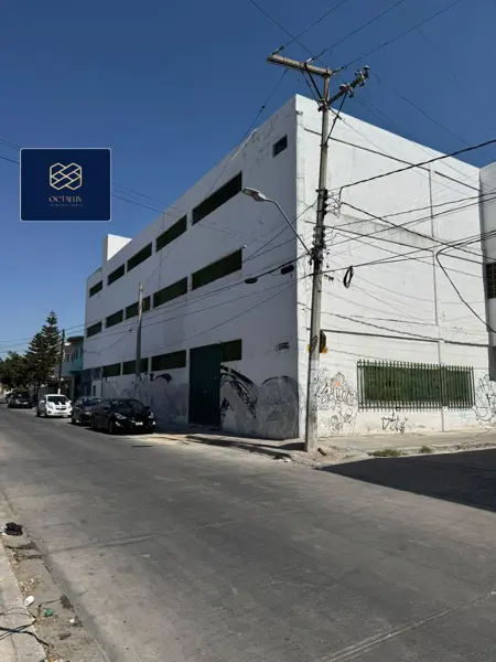 Bodega en venta en Barrio San Miguel, León — foto 2 de 12