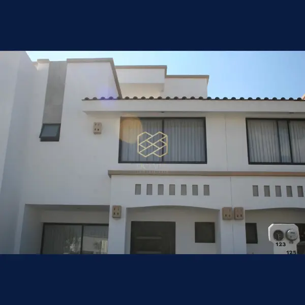Casa en El Cielo Residencial — foto 1 de 19
