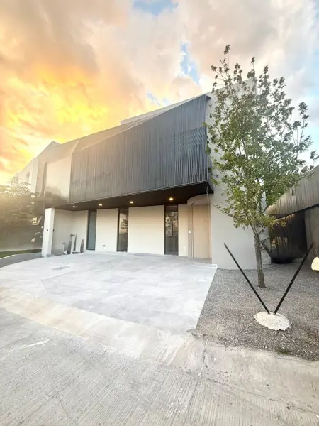 en Fraccionamiento Residencial Lomas III — foto 1 de 25