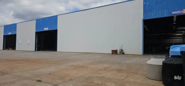 Bodega Industrial en Las Huertas — foto 1 de 12