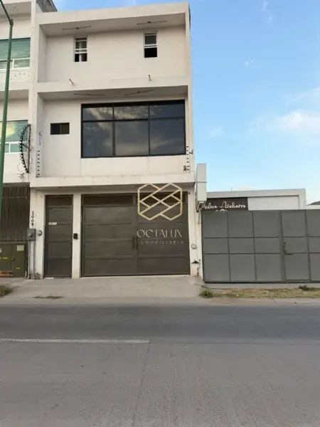 Oficina en Bulevar Perdigon — foto 1 de 14