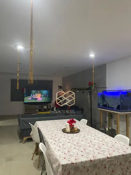 Casa en Fraccionamiento Rubí del Bajío — foto 1 de 5