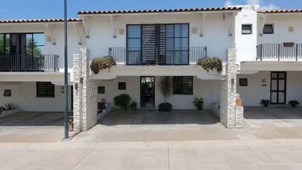 Casa en Lombardía Residencial — foto 1 de 18