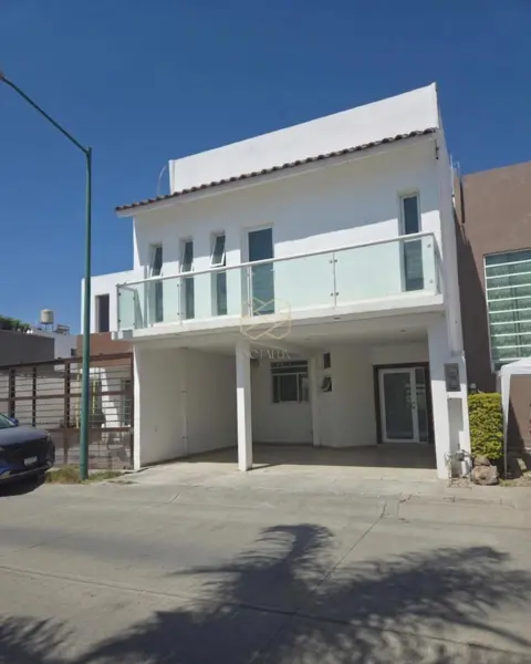 Casa en Fraccionamiento Puerta San Rafael — foto 1 de 21