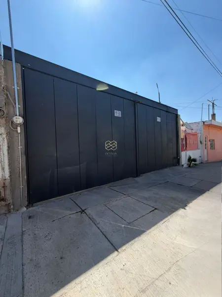 Bodega comercial en Granjas Campestre — foto 1 de 4