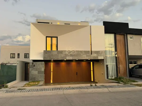 Casa en El Molino Residencial y Golf — foto 1 de 19