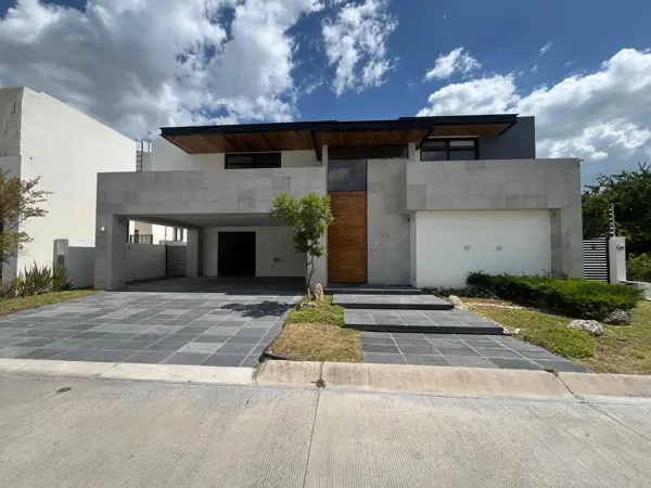 Casa en Residencial El Molino — foto 1 de 19