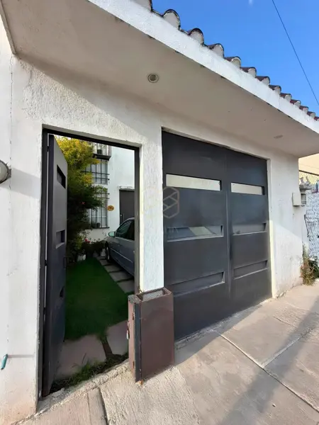 Casa en venta en Paseos de las Torres, León — foto 3 de 10