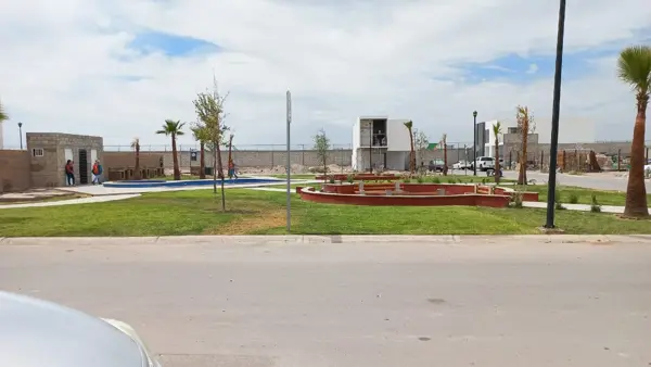 Casa Equipada en Venta en Villas del Renacimiento, frente área verde — foto 1 de 7