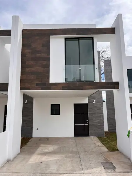 Casa en Puerta Victoria, Morelia, Michoacán de Ocampo — foto 1 de 24