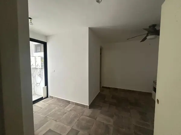 Casa en venta en Paseo de las Palmas Cuarto Sector, Apodaca — foto 3 de 25