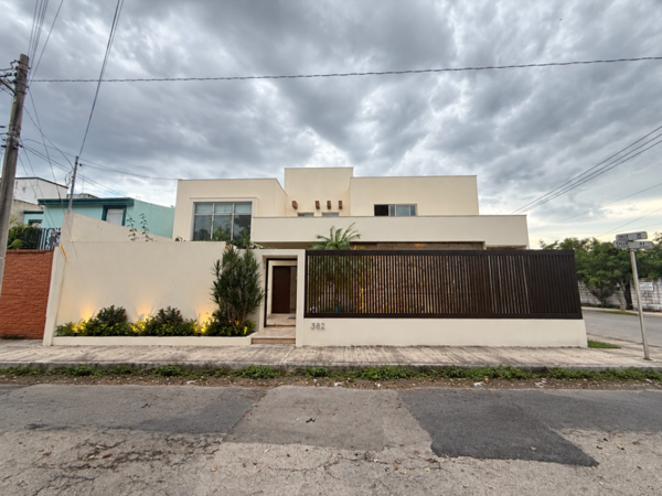 Casa en Renta en Montealbán — foto 1 de 18