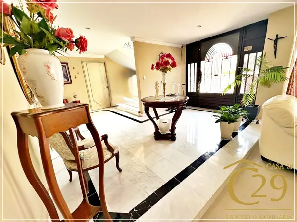 Casa en venta en Lomas de las Palmas, Interlomas, con jardín — foto 1 de 26