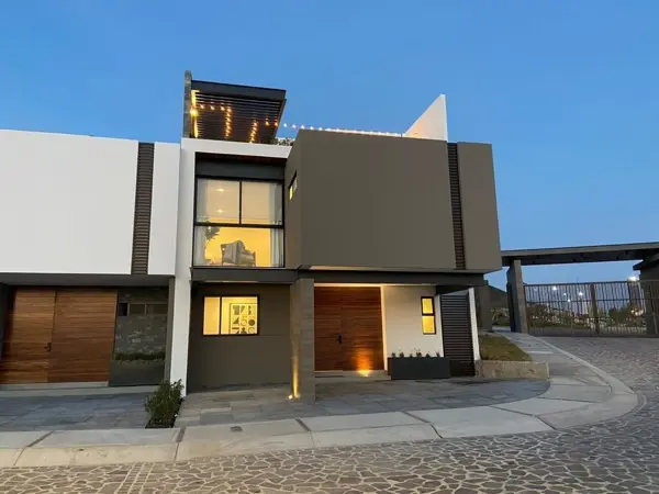 Venta de Residencia, Nuevo Refugio, Querétaro — foto 1 de 25