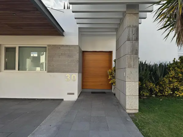 Residencia Amueblada — foto 1 de 37