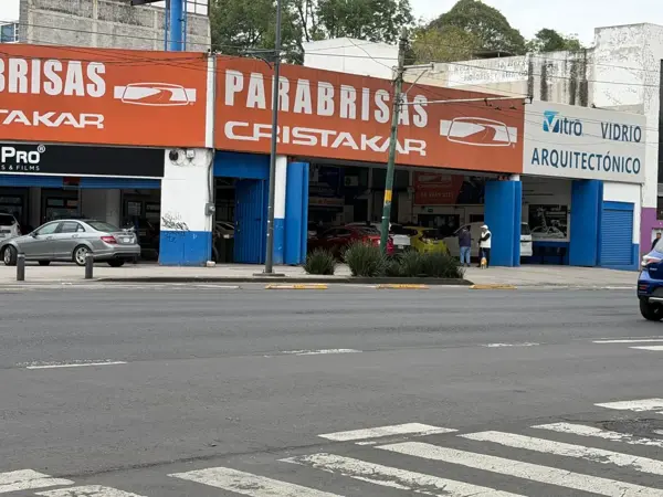 Bodega y Local en Venta Cuauhtémoc 600m2 — foto 1 de 14