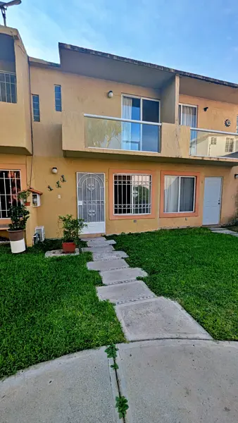 Casa en venta en Rinconada de Xochitepec, Xochitepec — foto 2 de 25