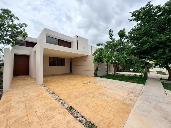 Casa en Venta en Privada Parque Natura, Merida — foto 1 de 20