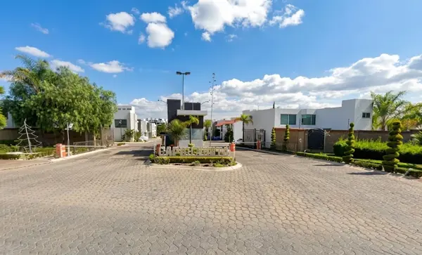 Casa en remate en Lomas de Angelópolis, San Andrés Cholula — foto 3 de 13