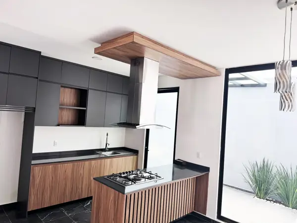 Casa en venta en Cañadas del Bosque, Morelia — foto 2 de 17