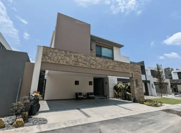 Casa en venta en Jardines En La Montaña, Tlalpan — foto 1 de 12