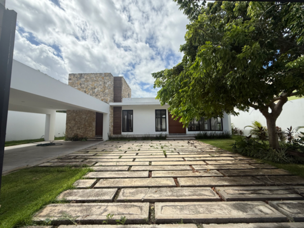 Casa en venta de una planta en Dzitya — foto 1 de 12
