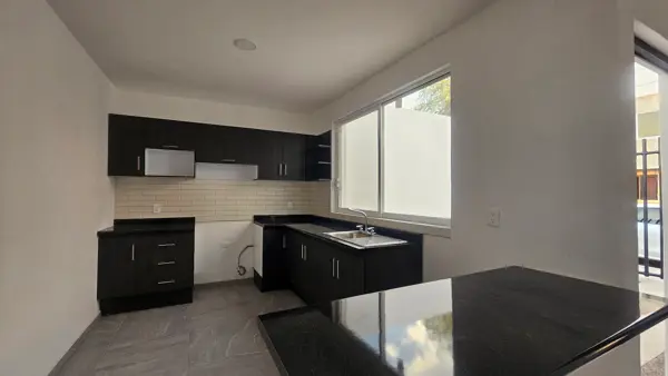 Casa en Venta de Un Nivel en Tequisquiapan — foto 1 de 13