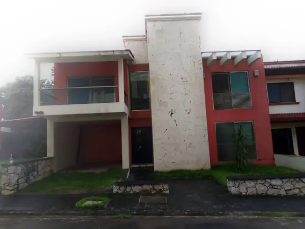 Venta casa con terreno en Fortín de las Flores, Veracruz — foto 1 de 5