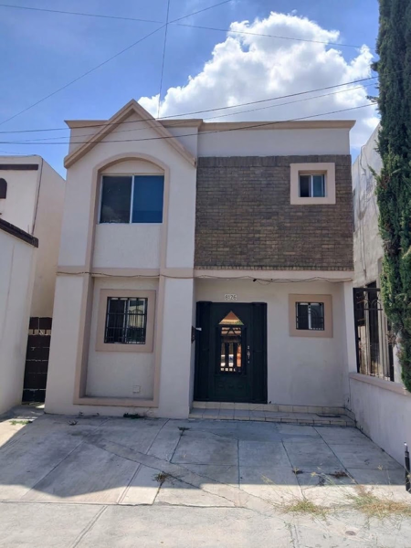 Casa en Venta en Valle de las Cumbres — foto 1 de 12