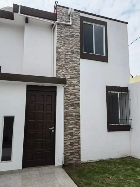 Casa en renta Villas Santín Toluca — foto 1 de 20