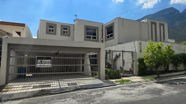 Venta Amplia Casa Cumbres 3er Sector $10,500,000 — foto 1 de 23