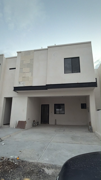 Casa nueva en Venta en Privanzas Mirasierra — foto 1 de 16