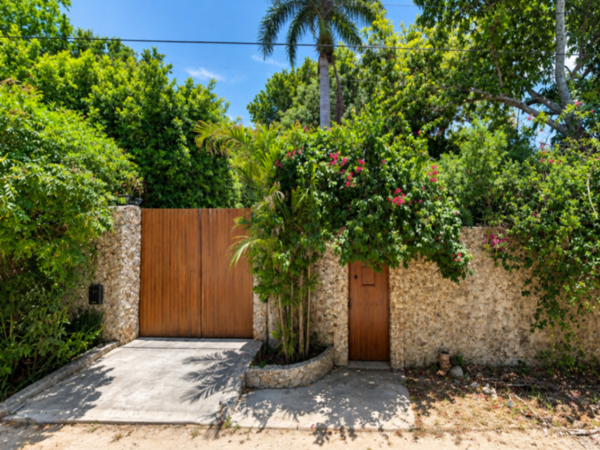 Residencia Campestre de Una Planta en VENTA en Cholul. — foto 1 de 50