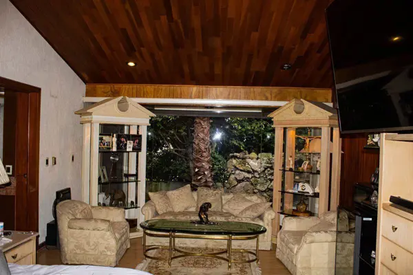casa en venta en club de golf santa anita — foto 1 de 32