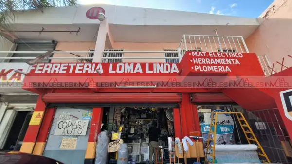 Av. Aztlán — foto 1 de 13