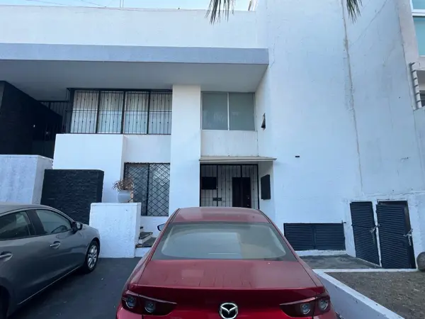 Edificio en venta con 4 departamentos en providenciao — foto 1 de 34