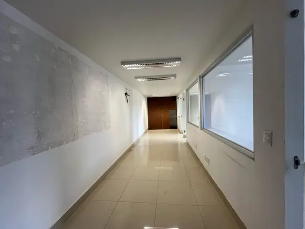 Oficinas en Venta en Av. Mexico — foto 1 de 25